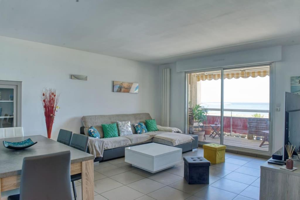 Superbe Appart/ 2Ch / 4 Pers / Terrasse / Vue Mer Marseille Luaran gambar